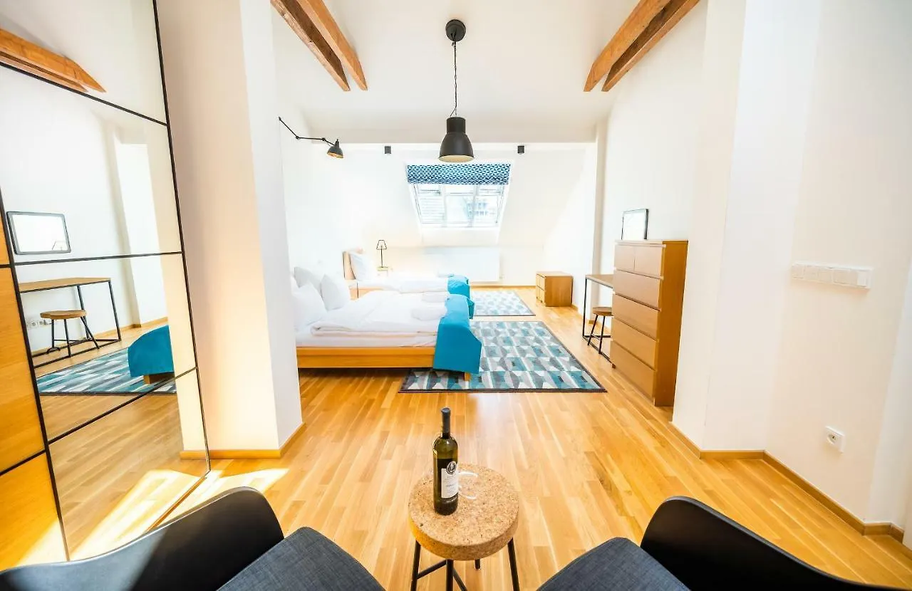 5Br+3.5Bt Wilson Central Apt. براغ شقة